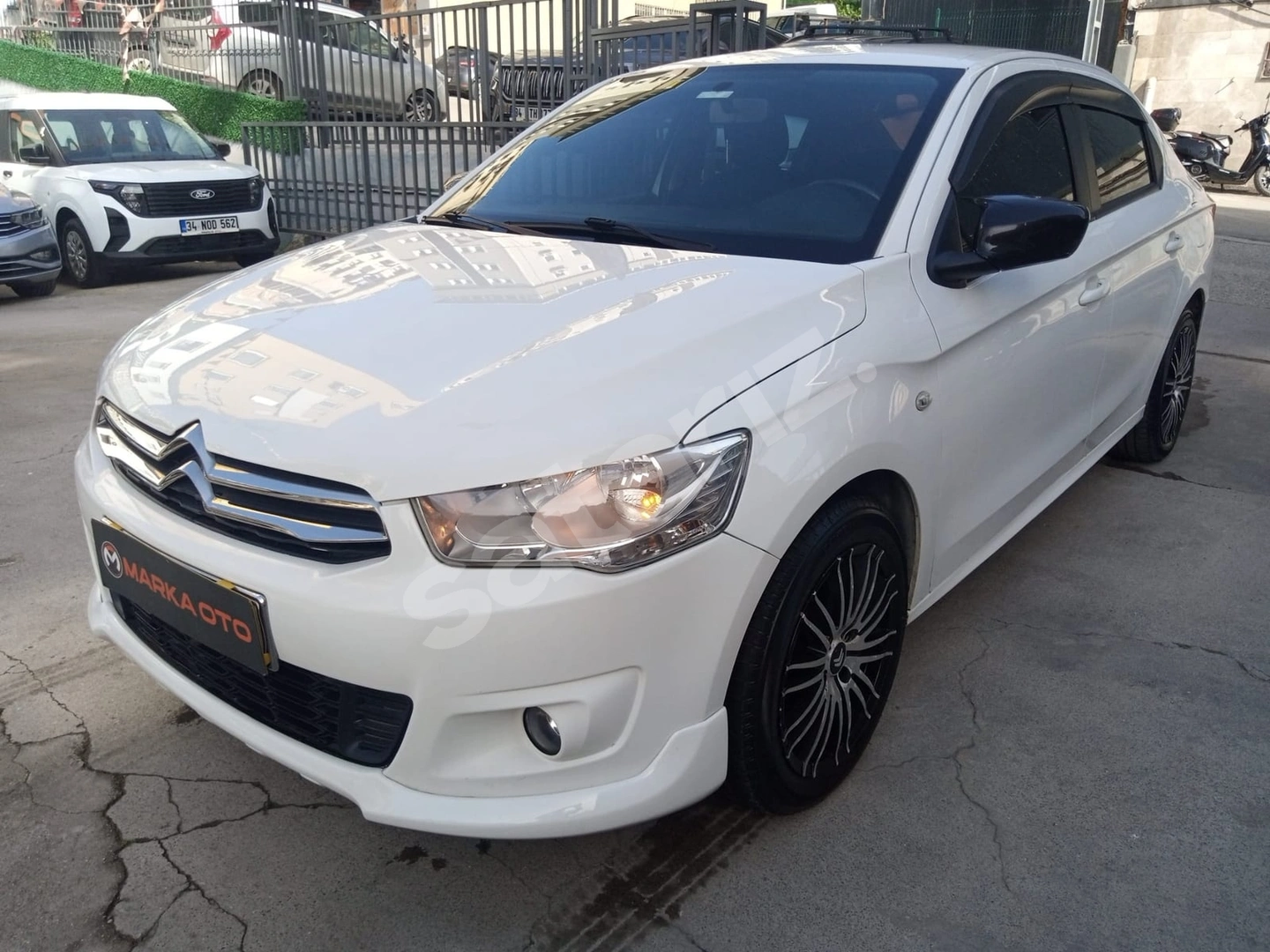 MARKA OTO DAN 2014 MODEL CİTREON C-ELYSEE ATTRACTİON 107.000 KM