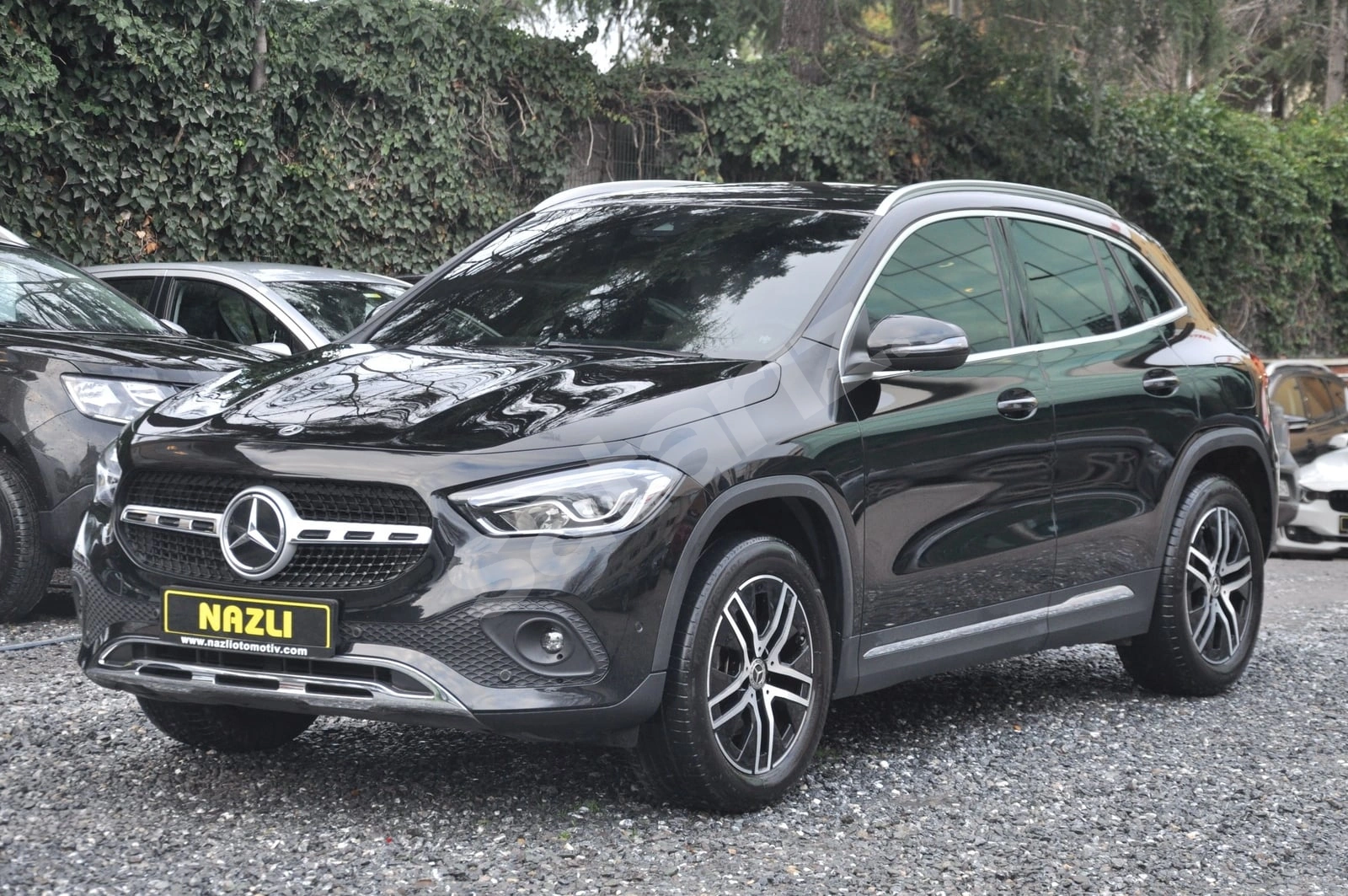 2020 MERCEDES GLA200 (senetle taksitlendirme seçeneğimiz vardır)