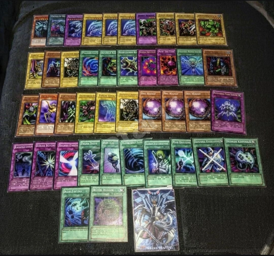 Yu-Gi-Oh / Seto Kaiba destesi 42 kart