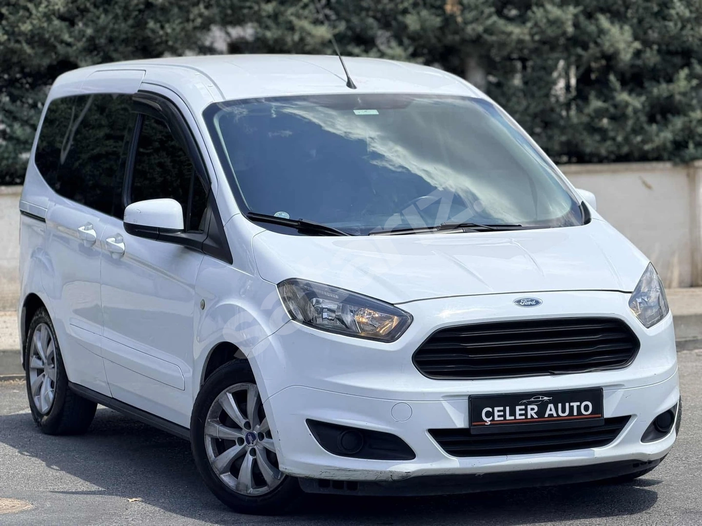 ÇELER AUTO/1.5 TDCİ 2017 ÇIKIŞLI FORD COURİER/ÇİFT SÜRGÜ/KLİMA