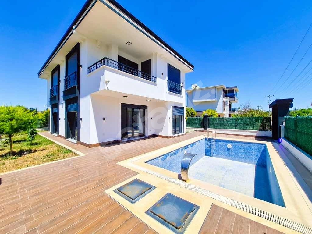 DİDİM MAVİŞEHİRDE DENİZE 500 METRE TAM MÜSTAKİL HAVUZLU VİLLA