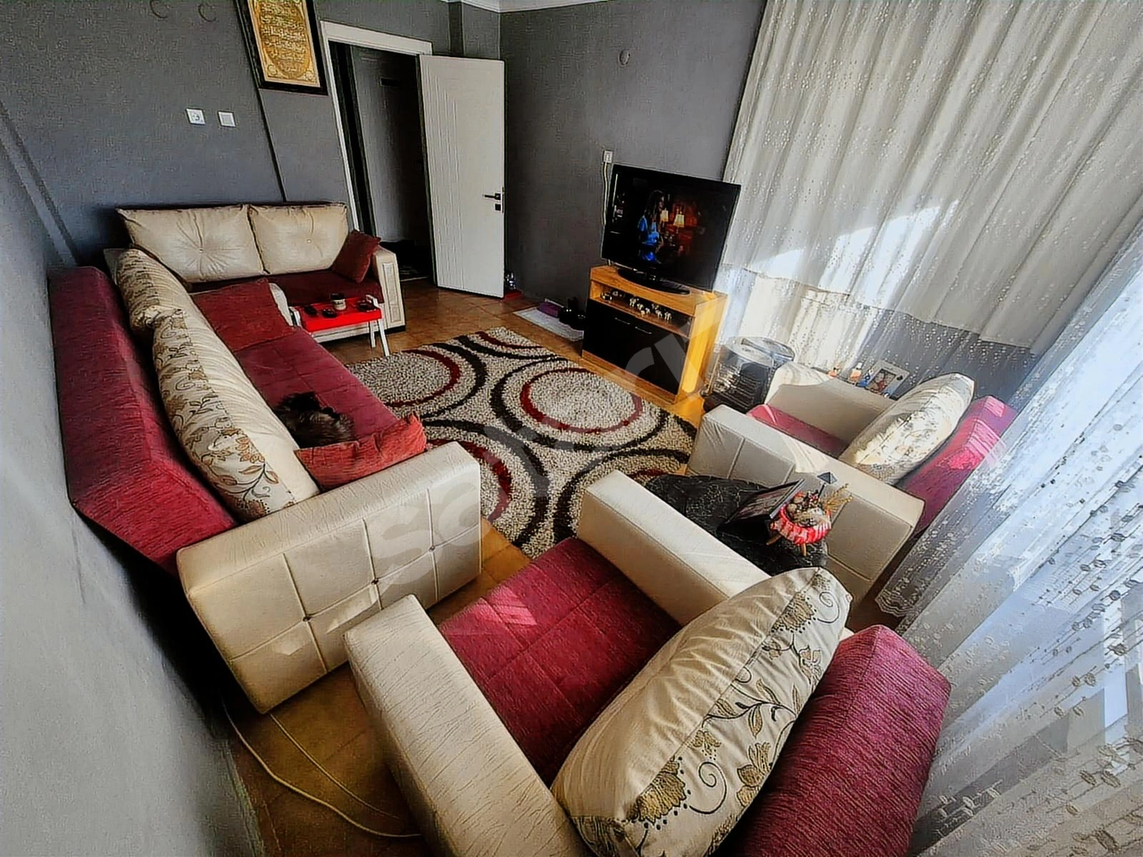 Buca cumhuriyet mahallesi arakat 2+1 satılık daire