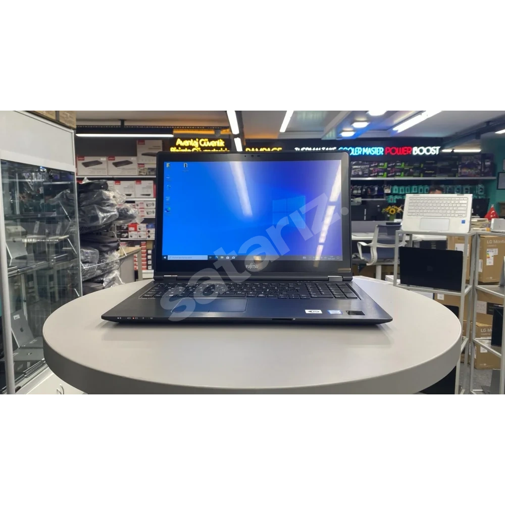 Fujıtsu LifeBook U759 i7 8565U 8Gb 256Gb M2 Dp-Hdmı-Type-C- Vga-Bt Dokumatik15.6"FHd 2.El Bx Laptop