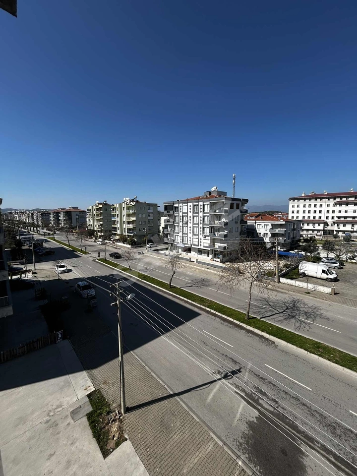 IŞIK GAYRİMENKUL'DEN SATILIK BULVAR ÜZERİ '0' 3+1 DAİRE