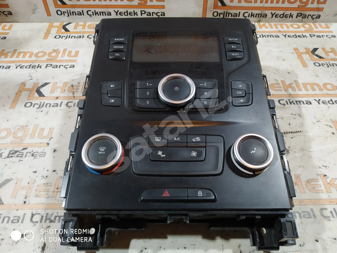 RENAULT MEGANE 4 İCON MULTİMEDYA EKRAN 681834648R, 681833236R