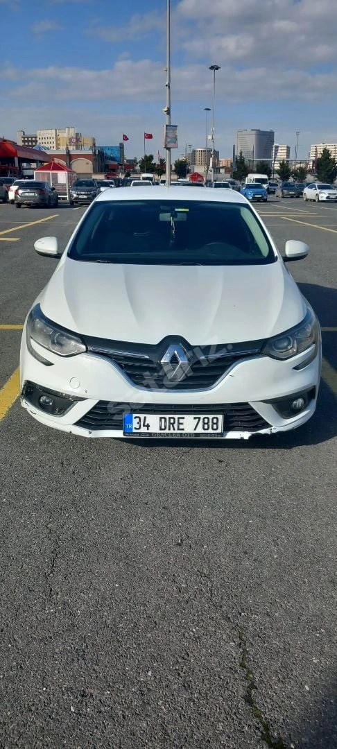 Temiz aile arabası
