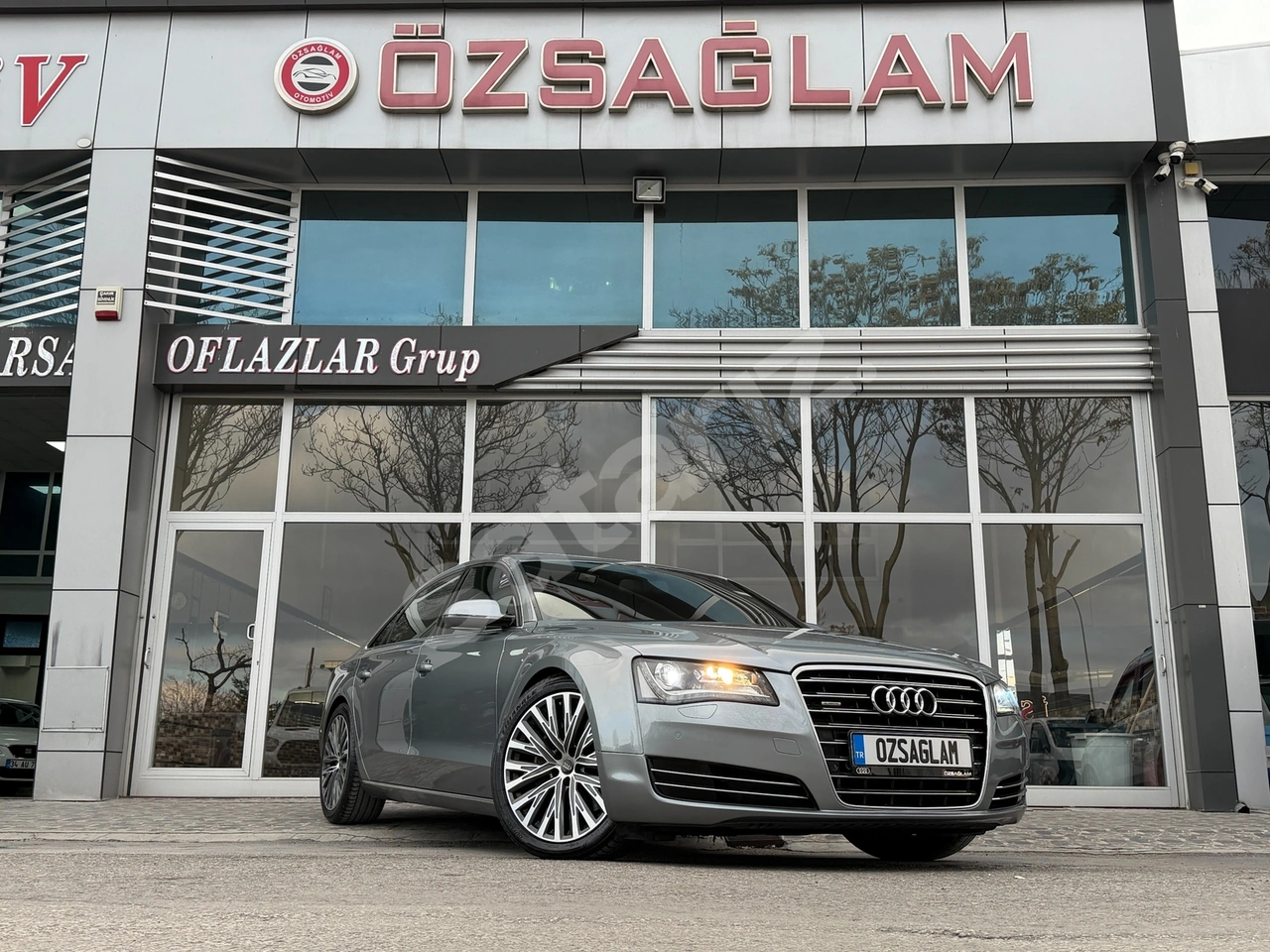 ÖZSAĞLAM'dan 2011 Audi A8 3.0TDI Long 382binde Hatasız Tramersiz