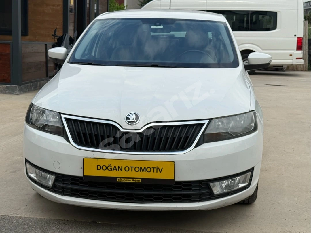 2015 SKODA RAPİD 1.4 TDİ STYLE 139800 KM KAZASIZ DEĞİŞENSİZ