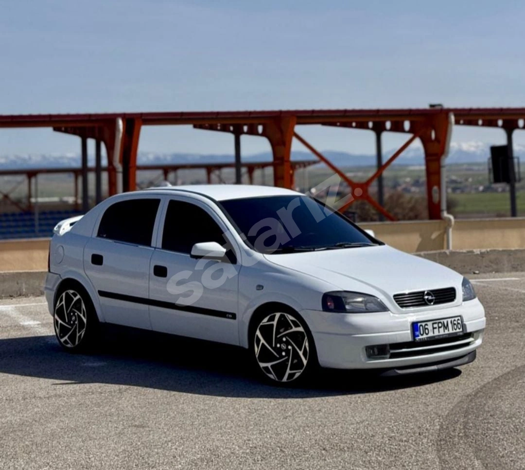 Emsallerinin Temizlerinden Astra G CD