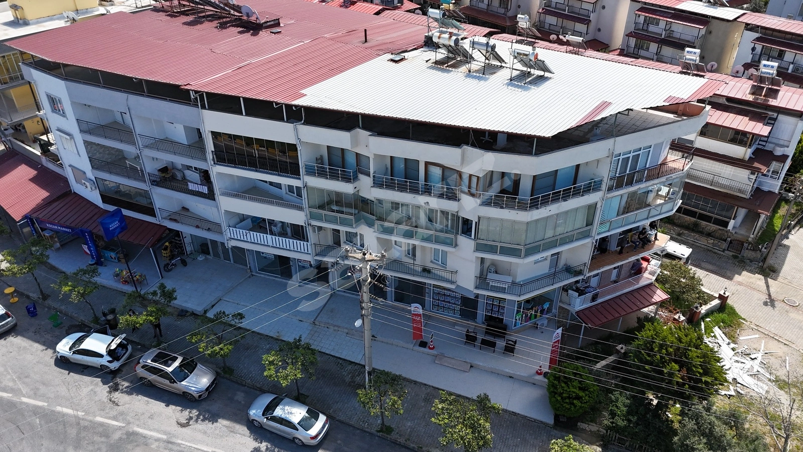 GÜZELÇAMLI MILLI PARK GIRIŞINDE, ANA CADDE ÜZERI, 13 M² KIRALIK