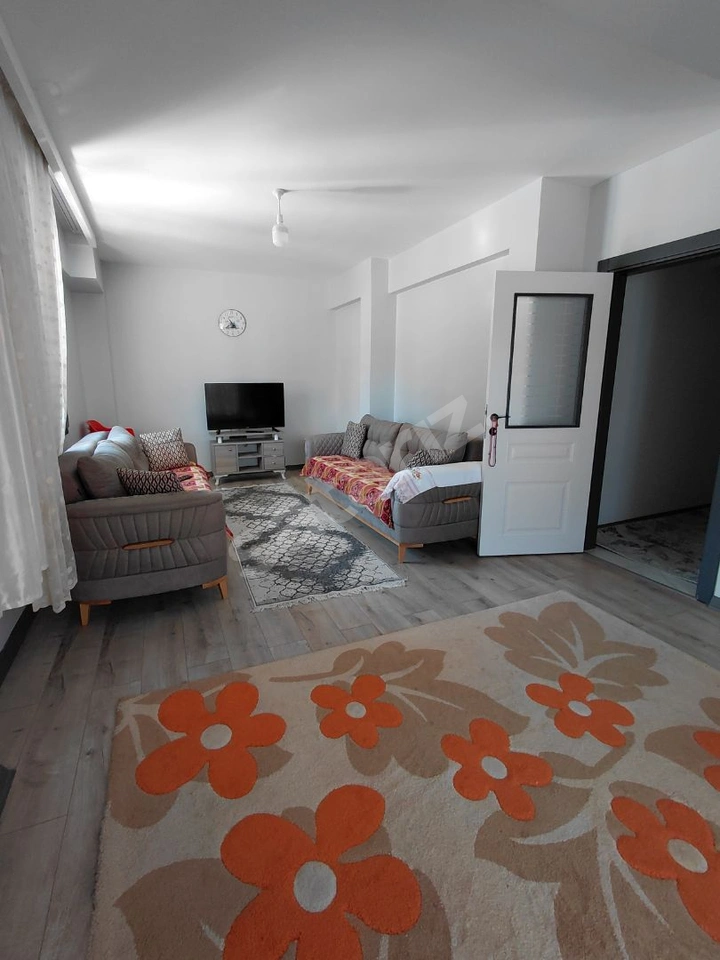 YAVUZ SULTAN SELİM CADDESİNDE SATILIK 2+1 DAİRE