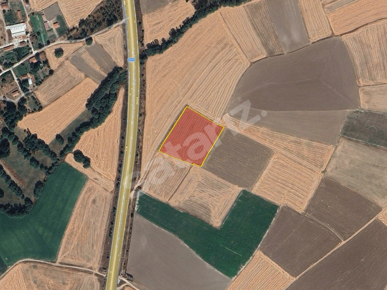 ZAFER OSB VE HAVALİMANI DİBİNDE 10.761m2 YOLA CEPHE FIRSAT TARLA