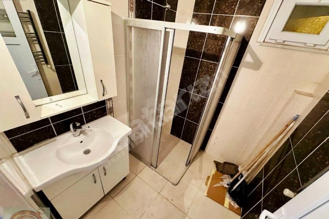 ÖZGÜR İNŞAAT GAYRİMENKULDEN  2+1 YÜKSEK GİRİŞ SATILIK DAİRE