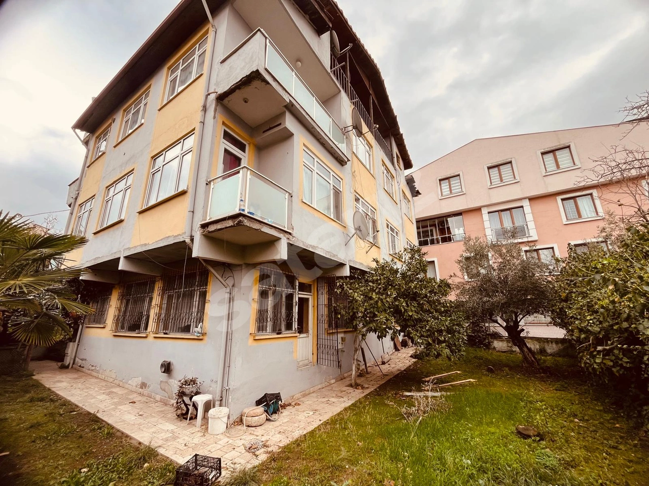 Kocaeli Körfez Yarımca Satılık Komple Bina Atalar Mahallesinde