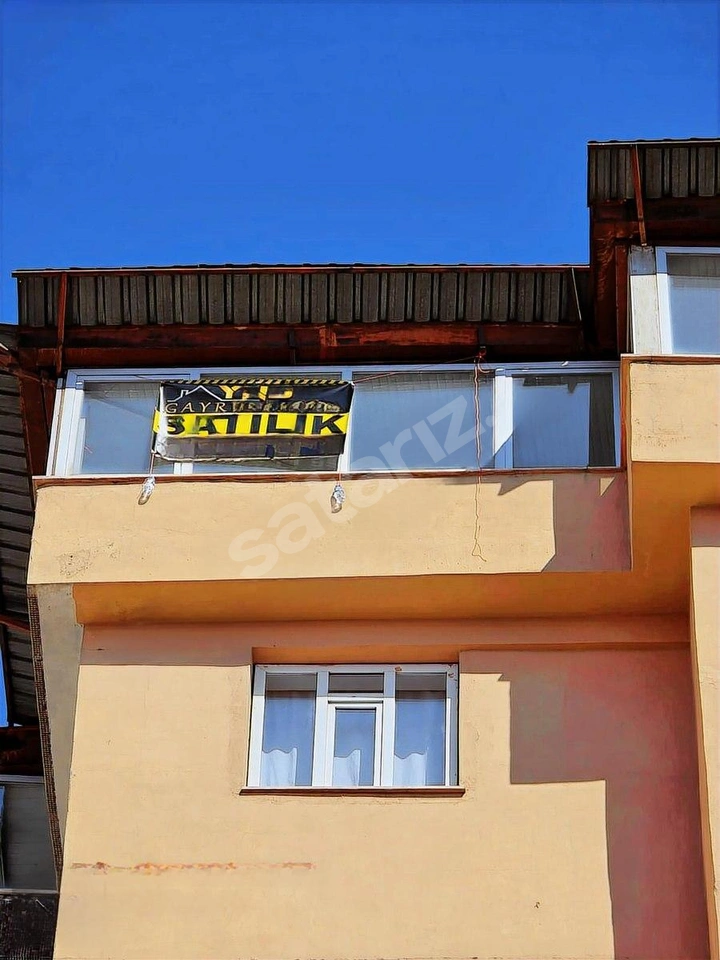 SATILIK 2+1 FİYATINA 367 METREKARE 4+1 TERAS