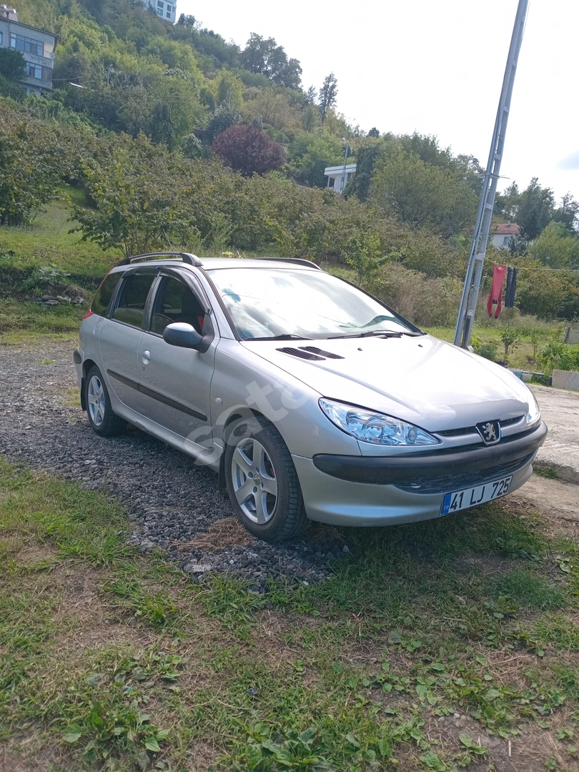 ARAÇ 1.4 DİZELDİR. KATEGORİDE OLMADIĞI İÇİN 2.0 MOTOR GİRİLDİ.