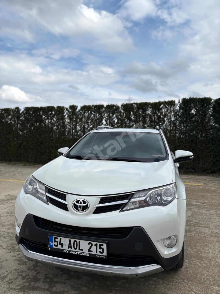 2013 RAV4 MASRAFSIZ BAKIMLI 230.ooo KLOMETRE