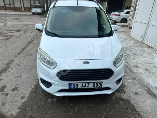 OTOMOBİL RUHSATLI YENİ KASA 6 İLERİ COURİER TİTANİUM PLUS