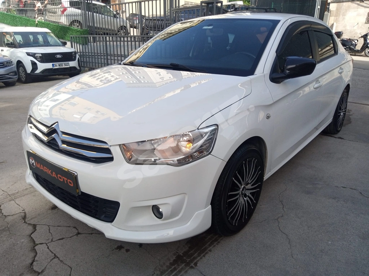MARKA OTO DAN 2014 MODEL CİTREON C-ELYSEE ATTRACTİON 107.000 KM
