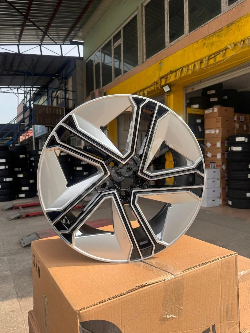 18 İNÇ 5X108 E TRON PEUGEOT FİAT CITROEN CHERY