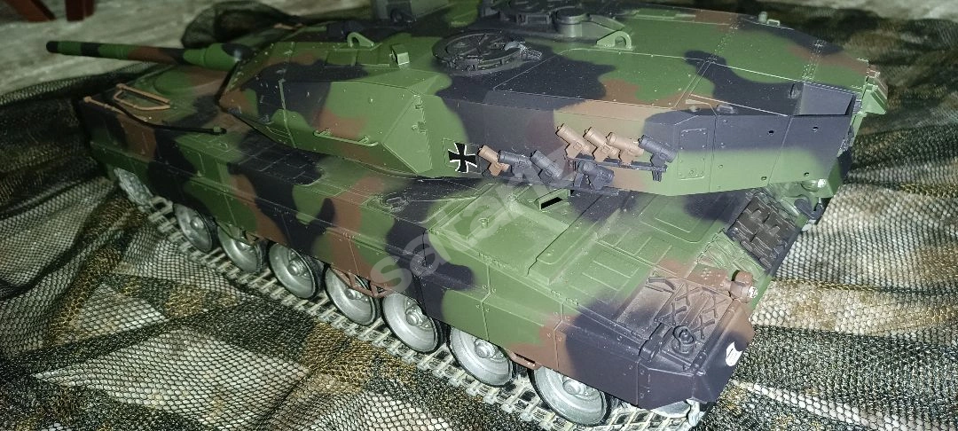 RC TANK LEOPARD 2A6