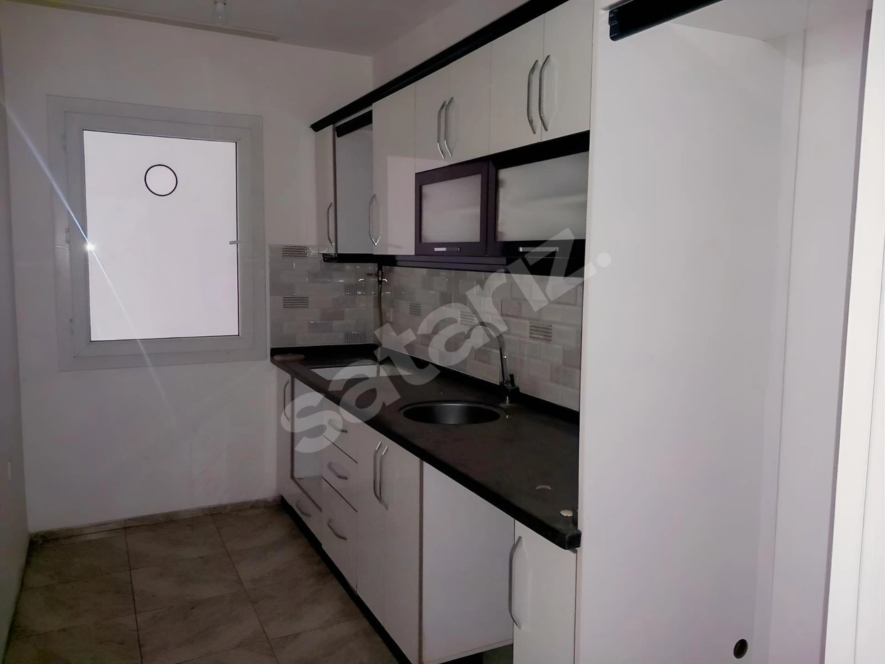 BUCA KOZAĞAÇ MH MEYDAN YK. GİRİŞ KATI 2+1 & KAPALI MUTFAKLI