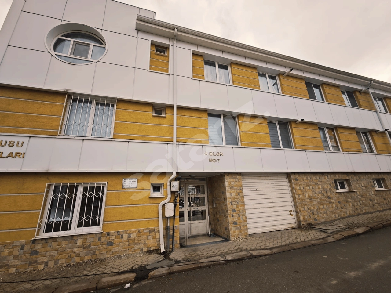 KW ALLES'TEN BÜYÜKDERE MAHALLESİ YILDIZCAN SOKAK’TA   1+1 KİRALIK DAİRE