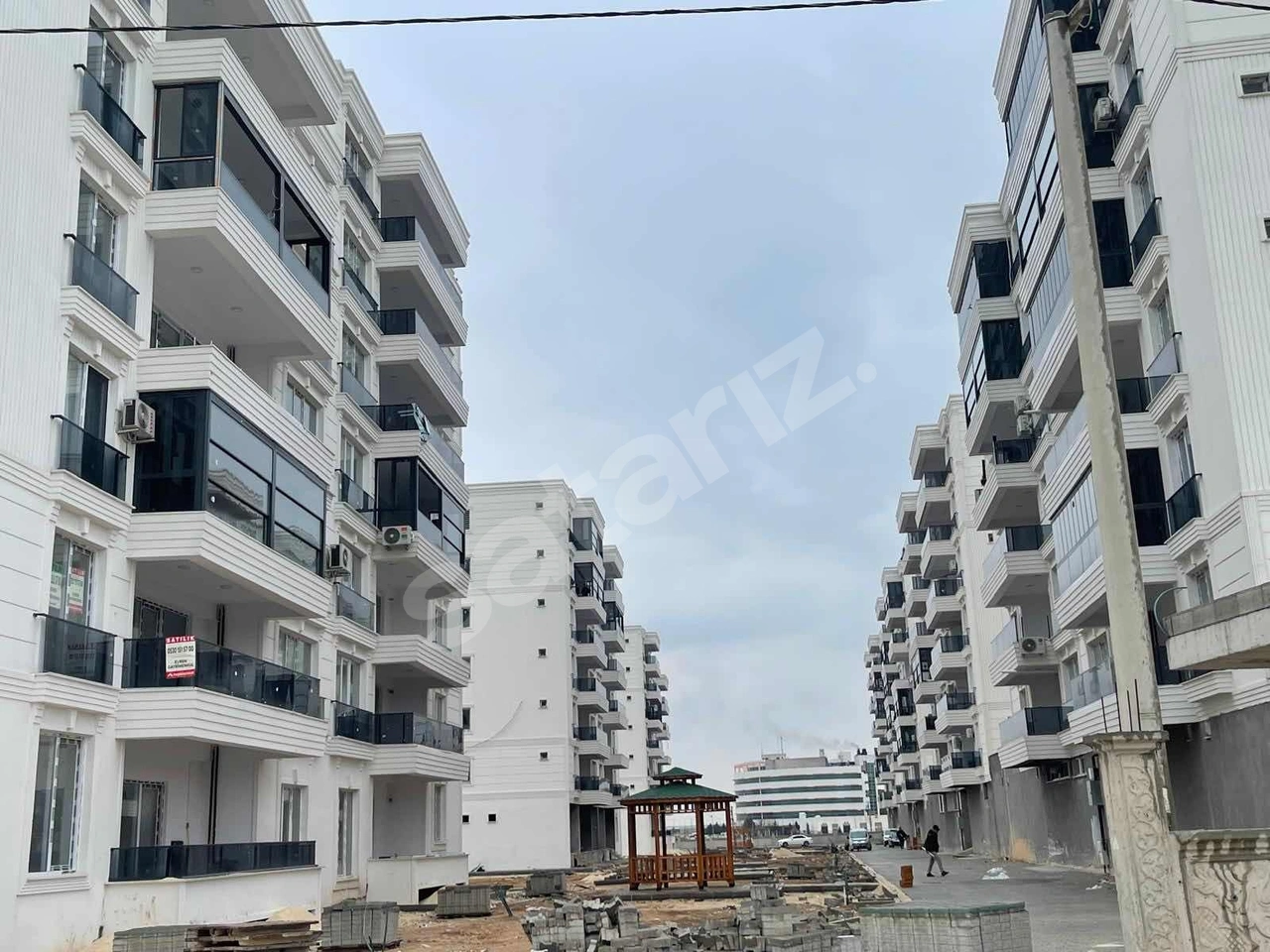ZEYDAN SİTESİ LÜKS 4+1 ARA KAT FIRSAT DAİRE