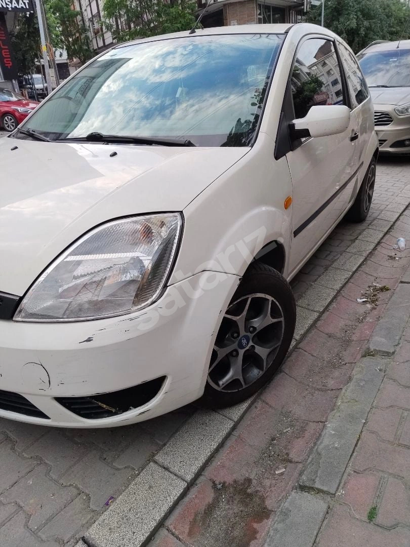 Acil Satılık Ford Fiesta 2005 Model