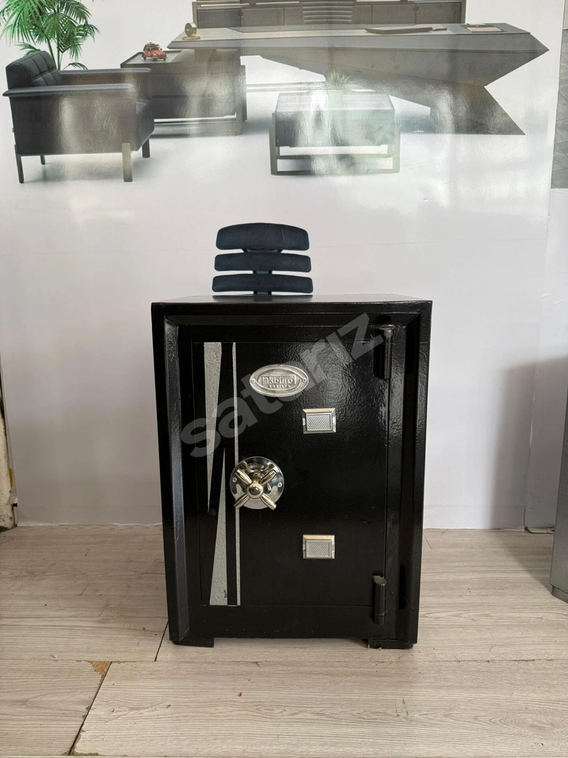 AKBÜRO ÇELİK PARA KASASI 65'LİK