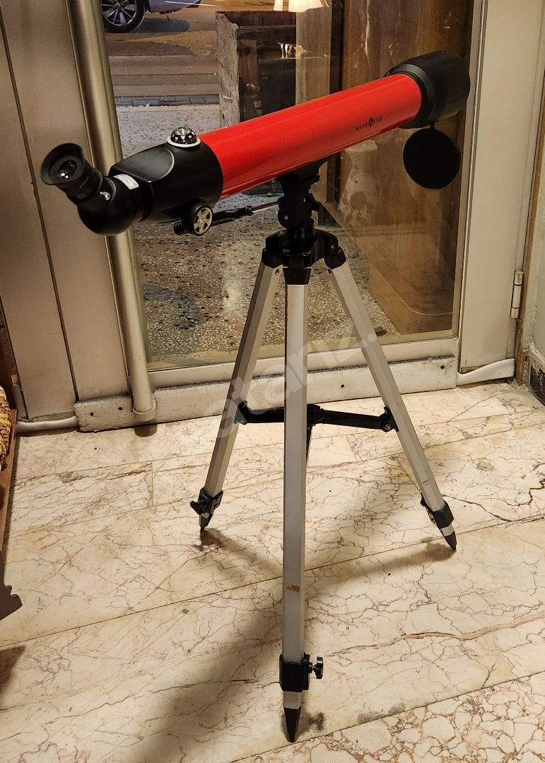 MAKROPTİK TELESKOP 70 / 700
