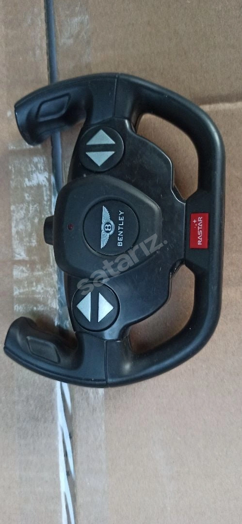 Rastar Bentley Rc Araba Kumandası 27.145MHz