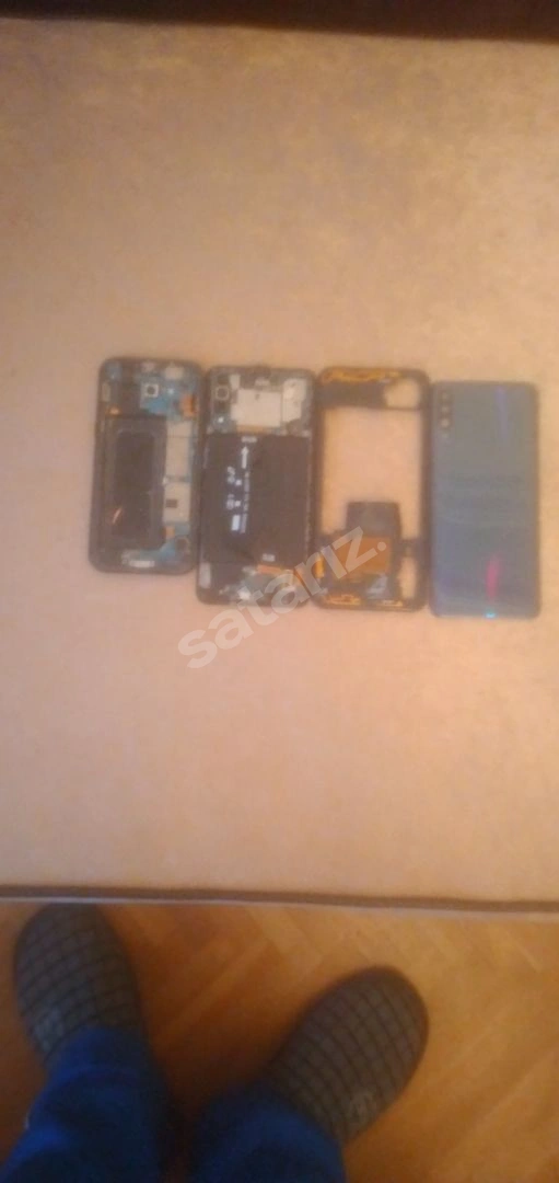 Ekranları Kırık Anakartları Sağlam Telefonlar
