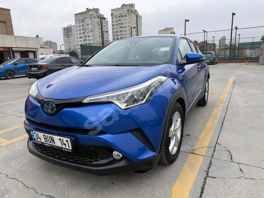 İLK SAHİBİ KAPTAN PİLOTTAN 2019 CHR 1.8 HYBRİD OTOMATİK