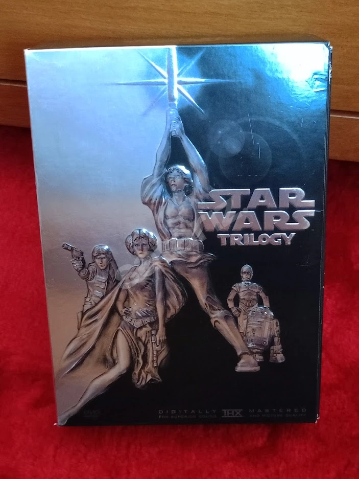 STARWARS TRILOGY 4 DISK BOX SET.