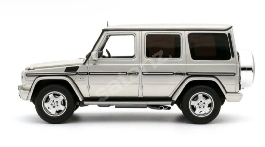1:18 OTTO - 2003 MERCEDES G55 AMG Iridium Silver