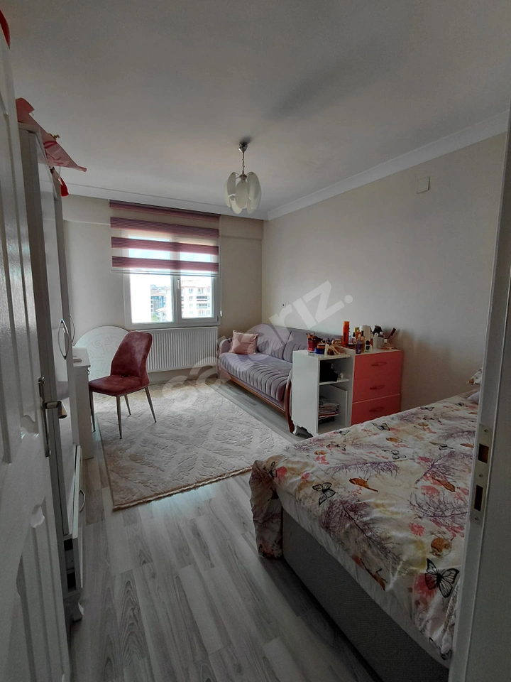 ATATÜRK MAHALLESİ ERDEMİR CADDESİNDE SATILIK 2+1 DAİRE