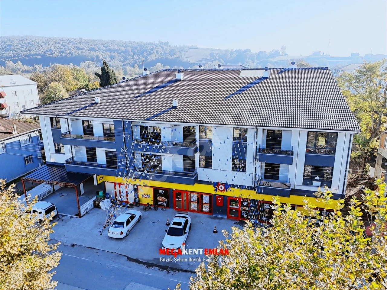 2.06 KREDİ İMKANI SÖĞÜTLÜ'DE SİTE İÇİ SATILIK 3+1 DAİRELER