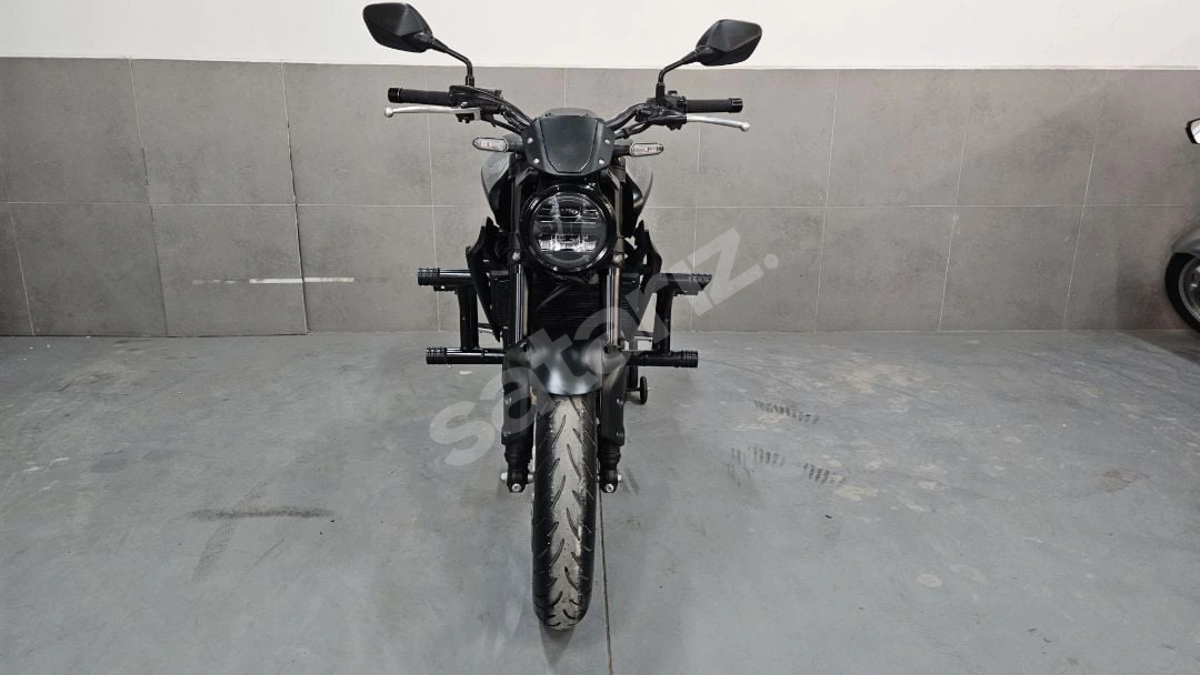 Acil İhtiyaçtan Satılık Sıfır Gibi Honda CB250R