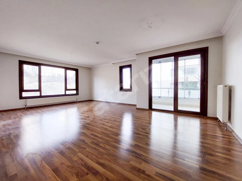 KIRKKONAKLAR ESİN SİTESİNDE 3+1 KOMBİLİ GÜVENLİKLİ