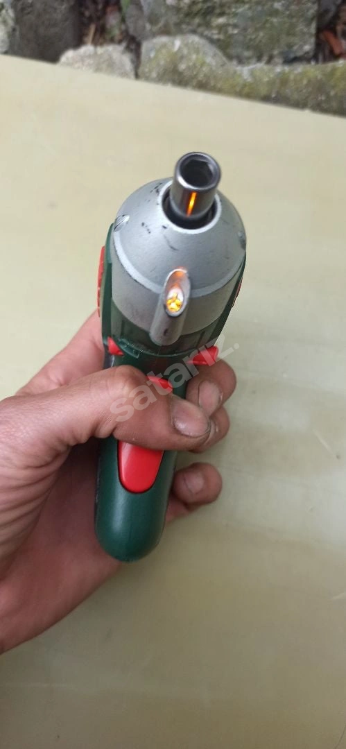 Bosch İxo Şarjlı Vidalama( Sarj aleti yok)