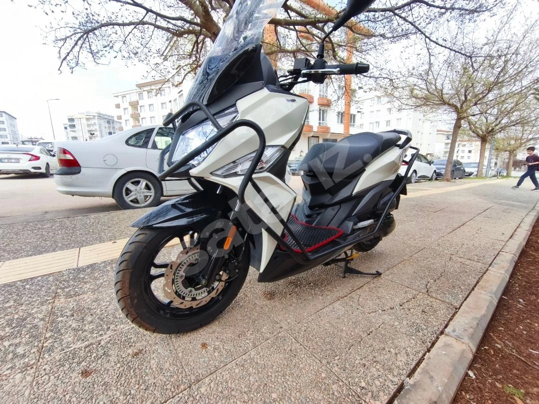 Mükemmel Temizlikte Sym Jet 14 İ 200