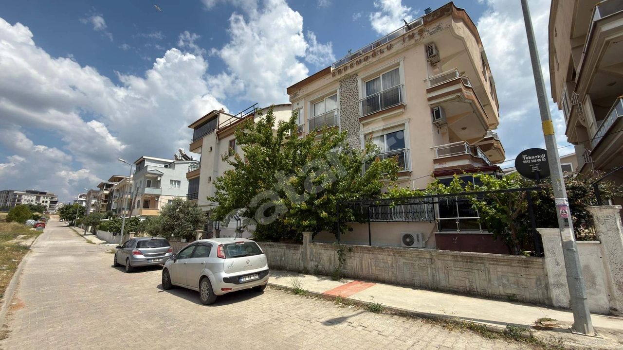SELVI CADDESININ HEMEN ARKASINDA GENIŞ 1+1 DAIREMIZ SATILIK