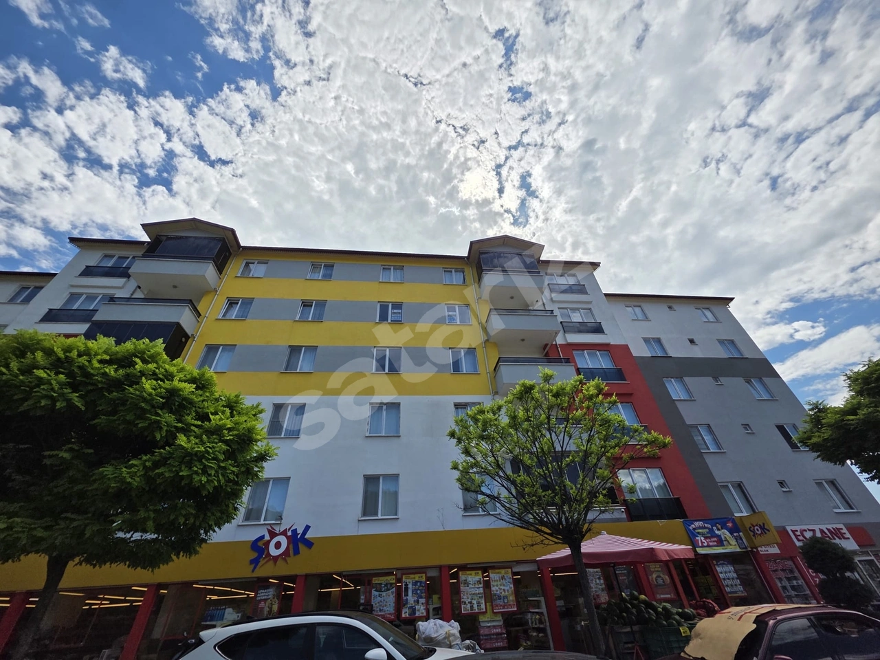 HASTANE YAKINI EZCANE ŞOK MARKET ÜSTÜ KİRALIK 2+1 DAİRE