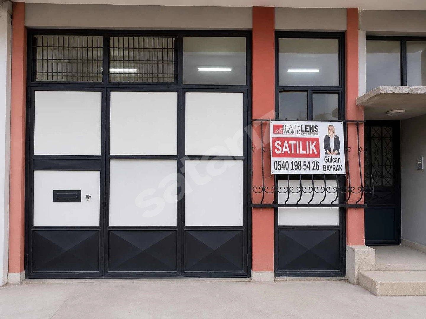 SAKARYA ADAPAZARI MERKEZİ KONUMDA YATIRIMA UYGUN SATILIK DÜKKAN