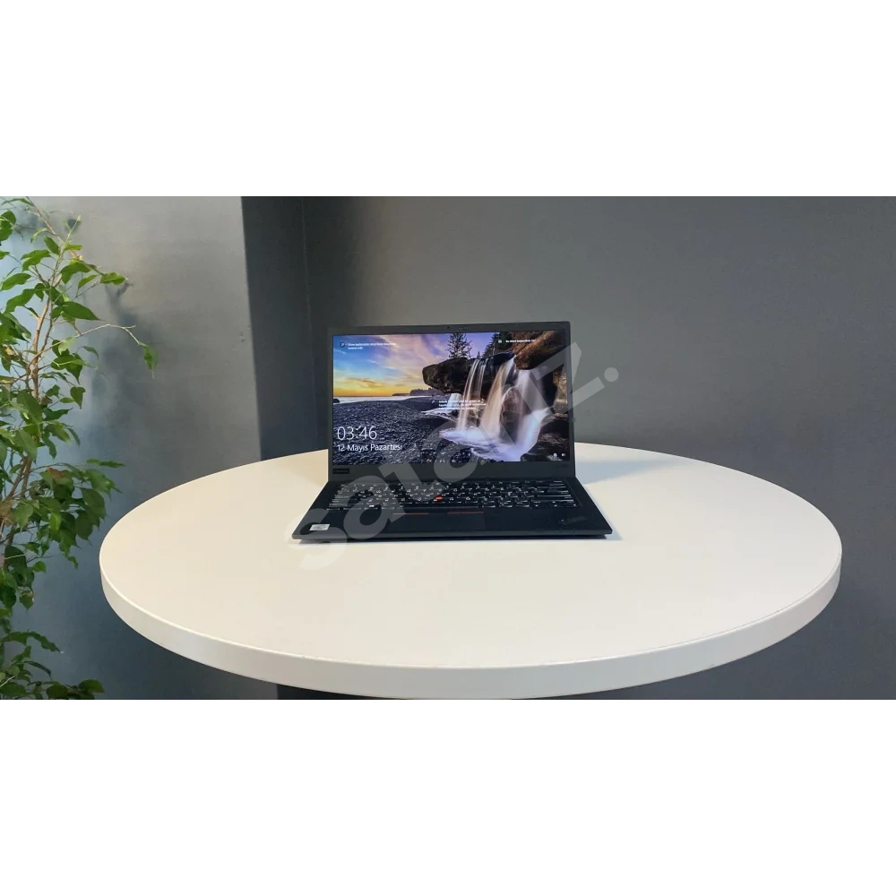 Lenovo ThinkPad X1 Carbon Notebook İ7 10610U 16Gb Lpddr3 512Gb M2 Ssd 14"Fhd Ips Bx kalite 2.El Laptop
