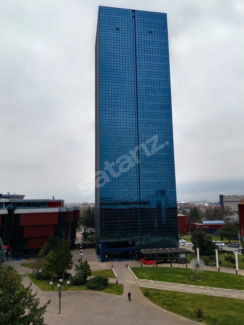 Bursa Buttim Ticaret Merkezi Kiralık Köşe Dükkan