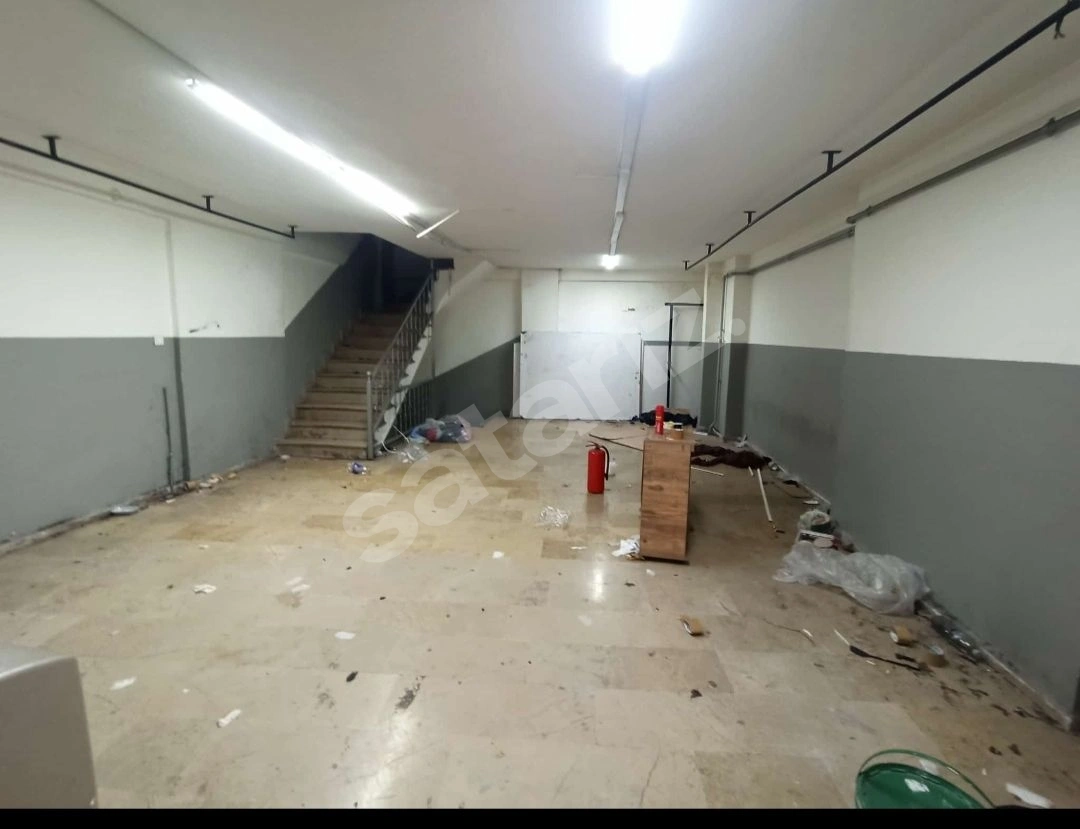 MERV CADDESİ 300 M² KULLANIŞLI KİRALIK İŞYERİ