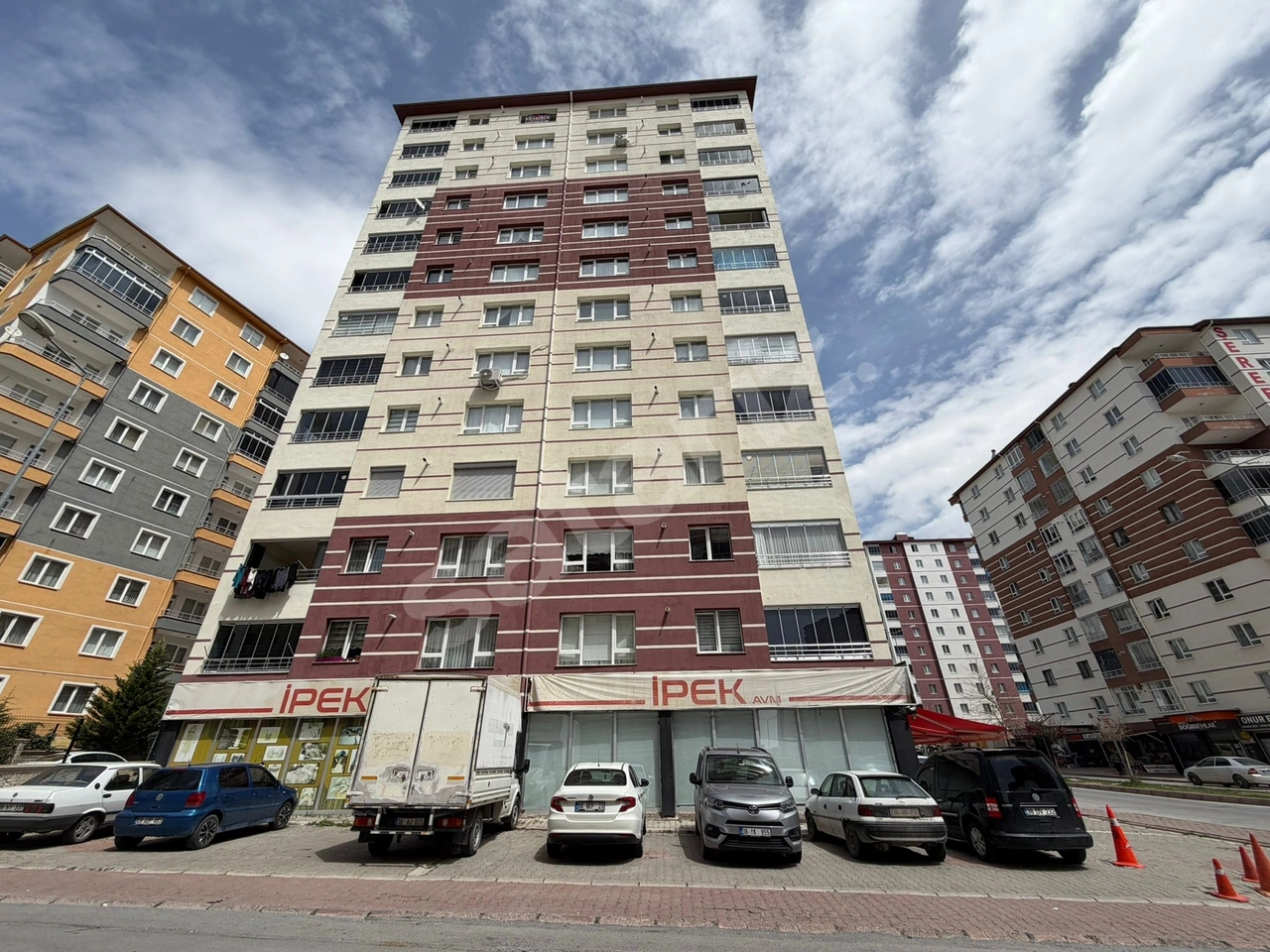 ERKİLETTE CADDE ÜZERİ ERCİYES MANZARALI SATILIK FIRSAT 3+1