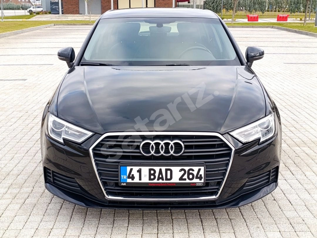 2017 Çıkışlı Audi A3 SPORTPACK 1.6TDI DESİGN LİNE HATASIZ